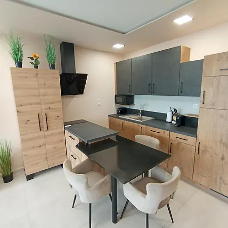 Kisterasz Balatonalmádi