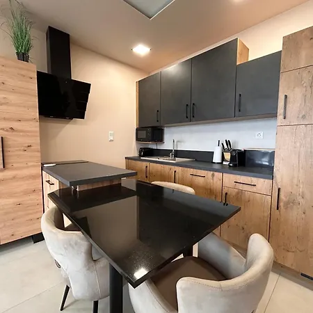 Διαμέρισμα Kisterasz *