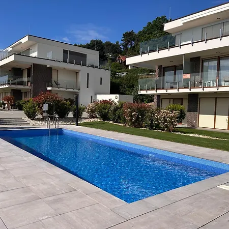 Kisterasz Διαμέρισμα Balatonalmádi